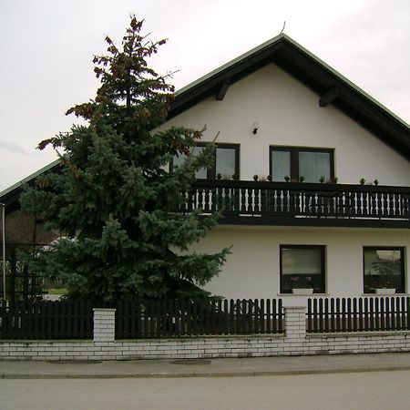 Guest Accomodation Skerlak Moravske Toplice Exterior foto